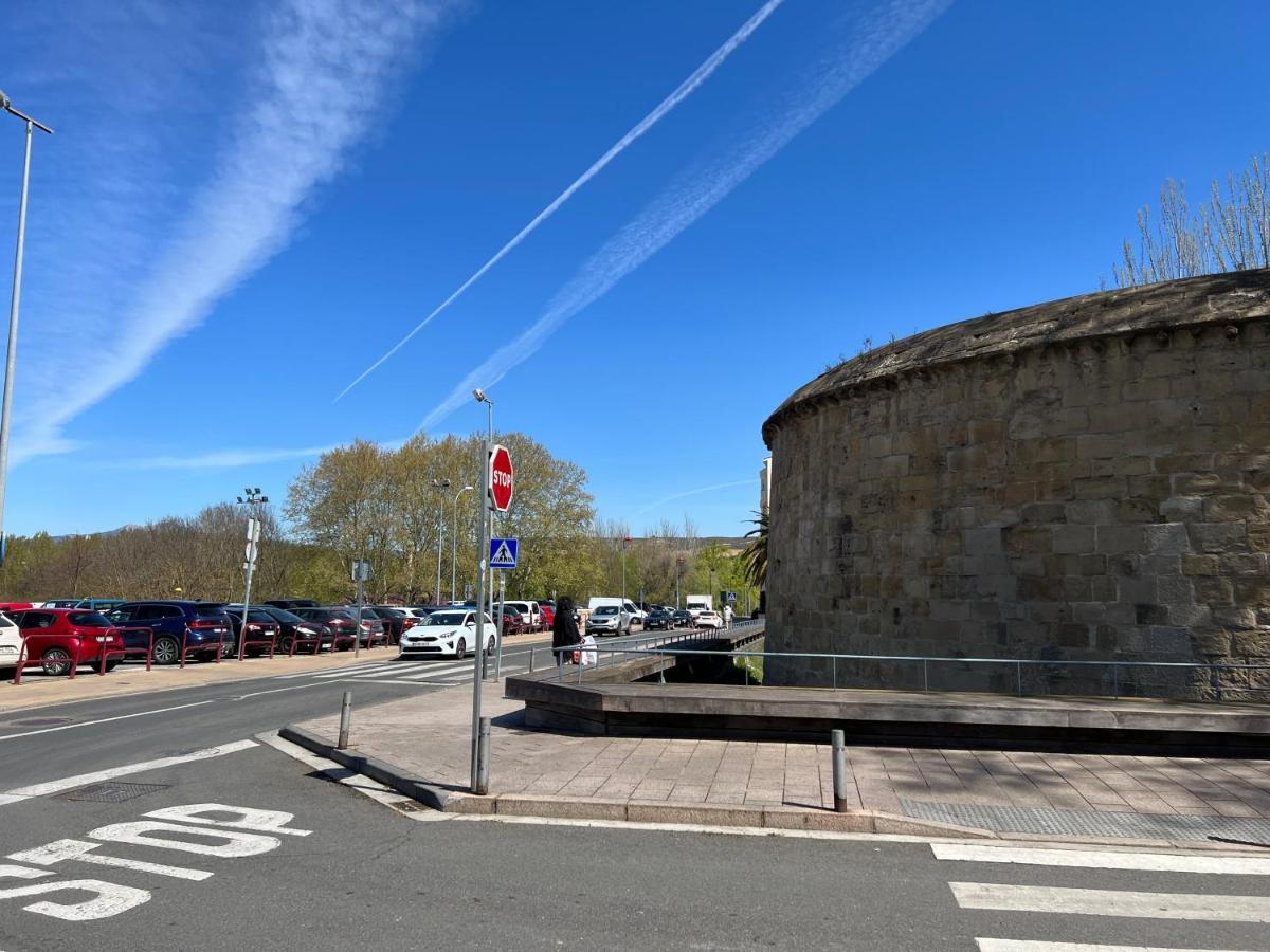 Murallas De Revelin & Laurel -Casco Antiguo- Logrono Bagian luar foto